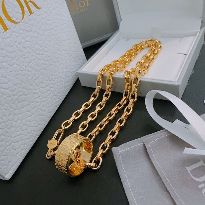 chr1st1an D10r necklaces